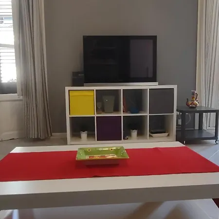 A Due Passi Dal Porto * Palermo