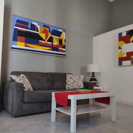 A Due Passi Dal Porto Palermo