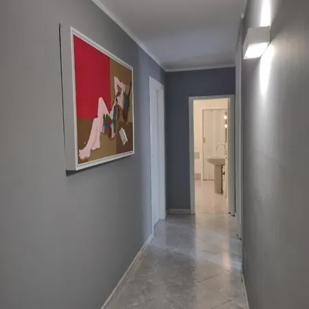 A Due Passi Dal Porto *